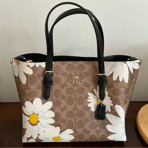NWT Coach Mollie tote Bag